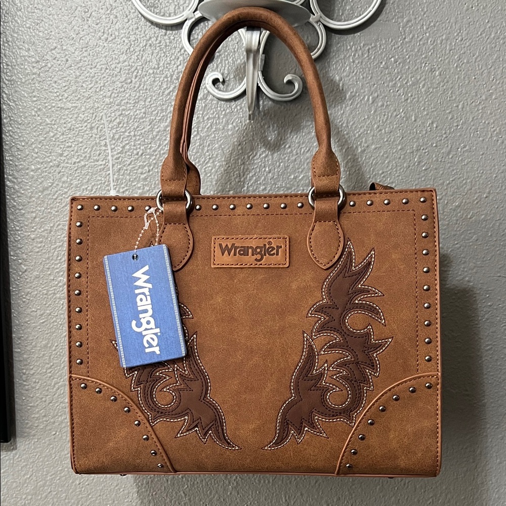 Wrangler embroidered & studded boot scroll tote bag - Picture 3 of 12